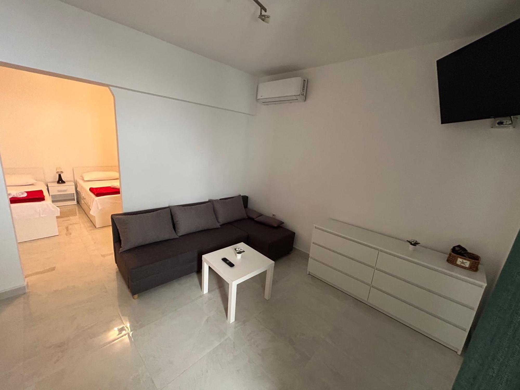 Rooms With Shared Kitchen "Milica" Drvenik  Luaran gambar